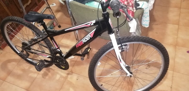2 Bicicletas de montaña 