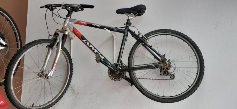 Bicicleta aluminio Univega 