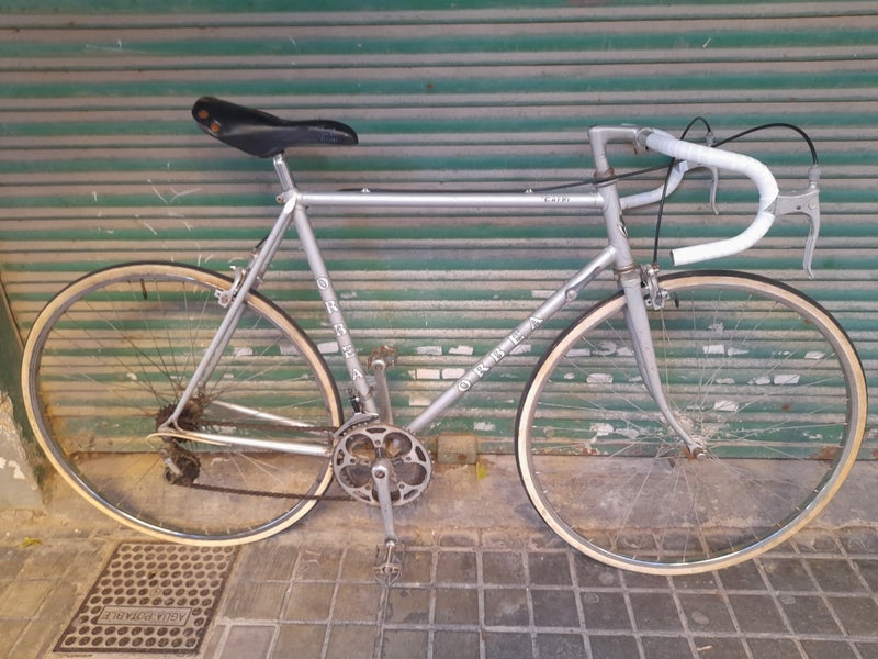 bicicleta antigua de carretera 