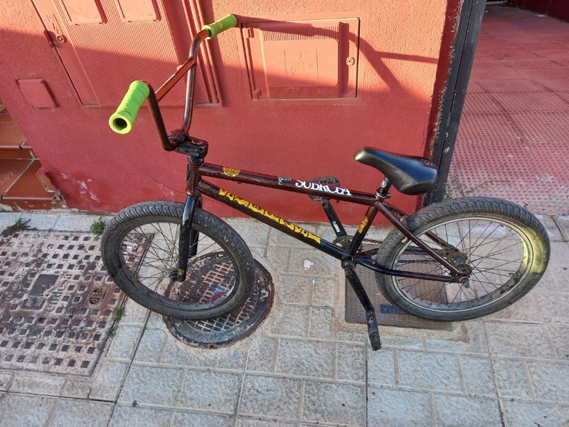 bicicleta BMX SUBROSA