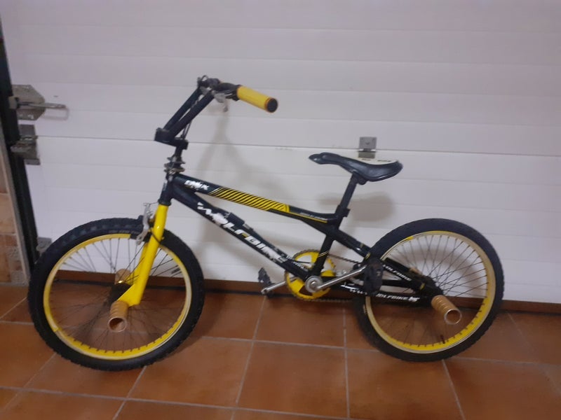 bicicleta BMX wolf bike
