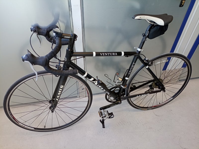 Bicicleta carretera Jamis Ventura Sport