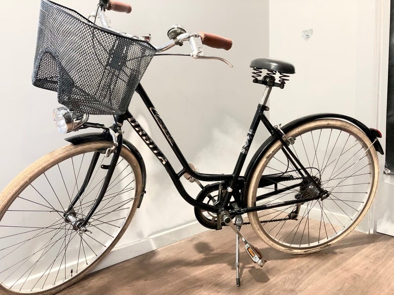 Bicicleta CLÁSICA antigua 