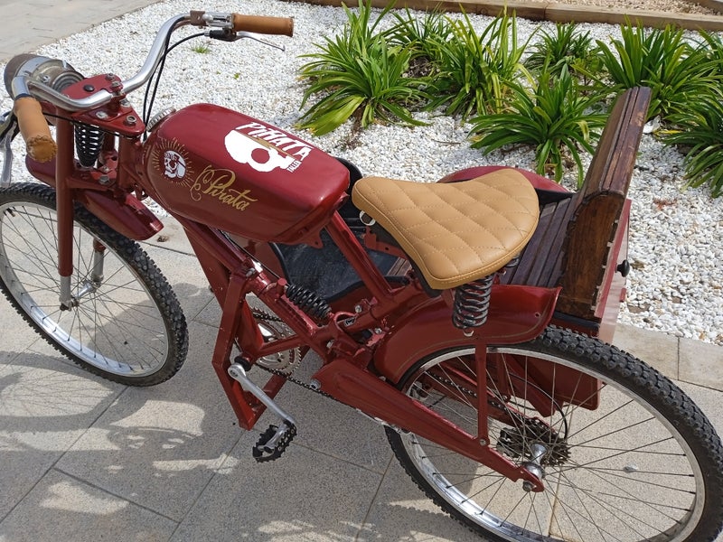 Bicicleta con sidecar eléctrico