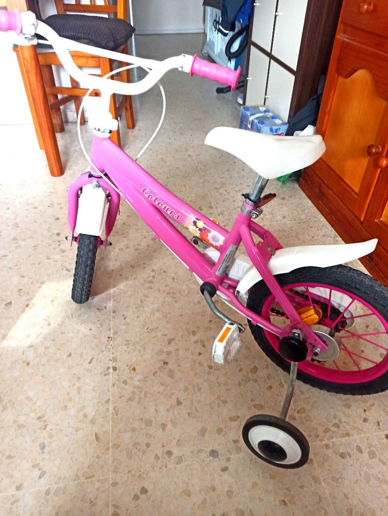 bicicleta de niña a penas usada