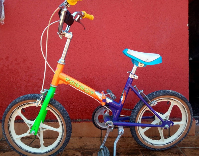 BICICLETA INFANTIL PLEGABLE.