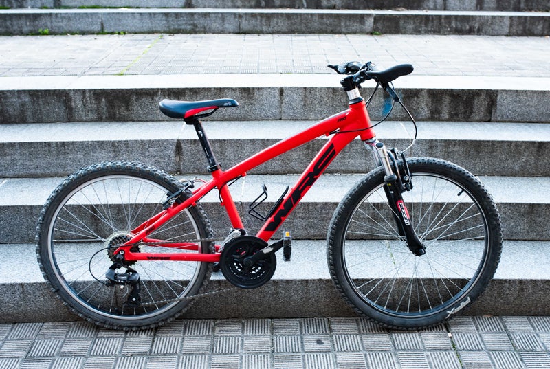 Bicicleta niño BTT 24 pulgadas