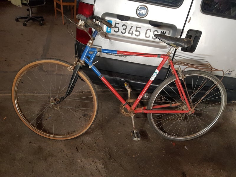 BICICLETA PARA RESTAURAR 