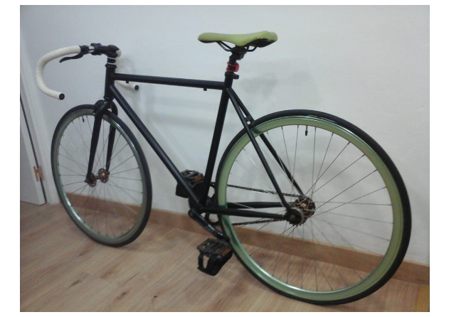 Bicicleta urbana fixie con manillar de carretera