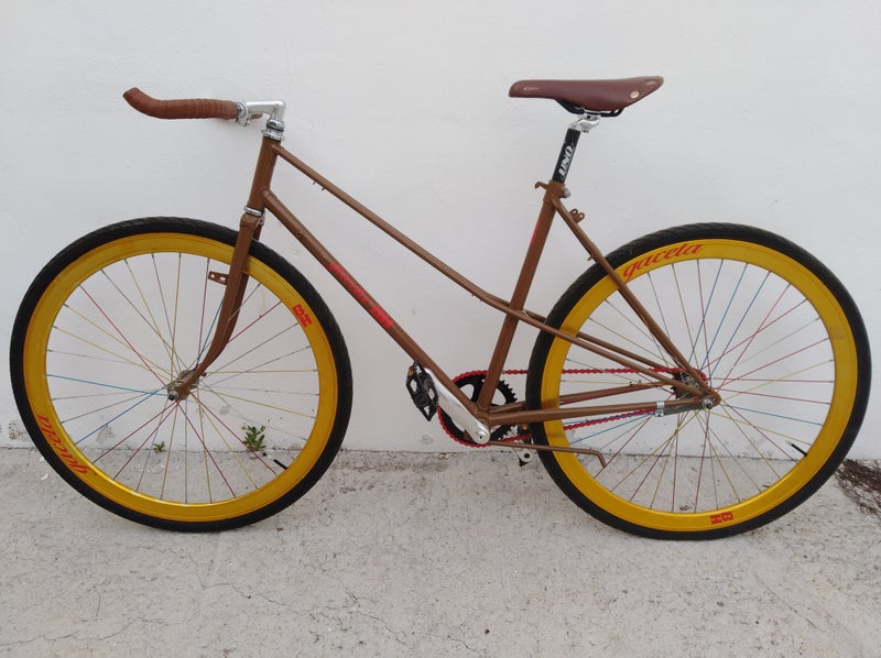 bici fixie como nueva. NEGOCIABLE
