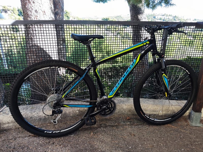 Bici Specialized Hardrock Sport Disc 29 L