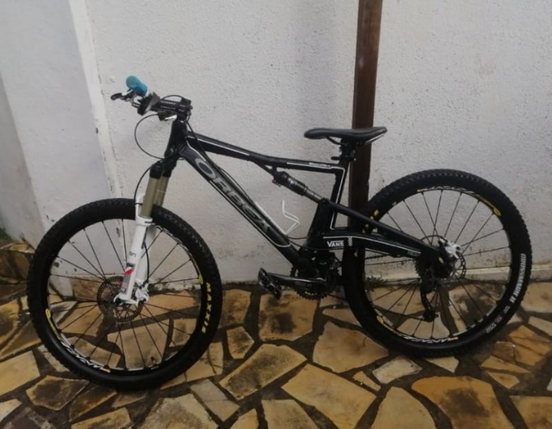 BTT doble suspension