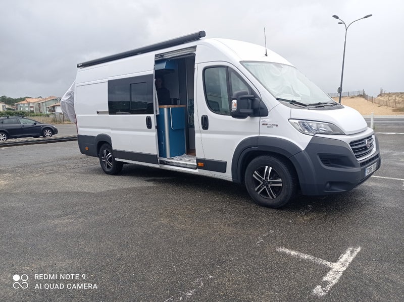 CAMPERIZAMOS TODO TIPO DE FURGONETAS