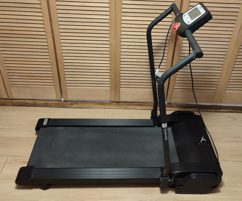 CINTA DE CORRER ELÉCTRICA DOMYOS