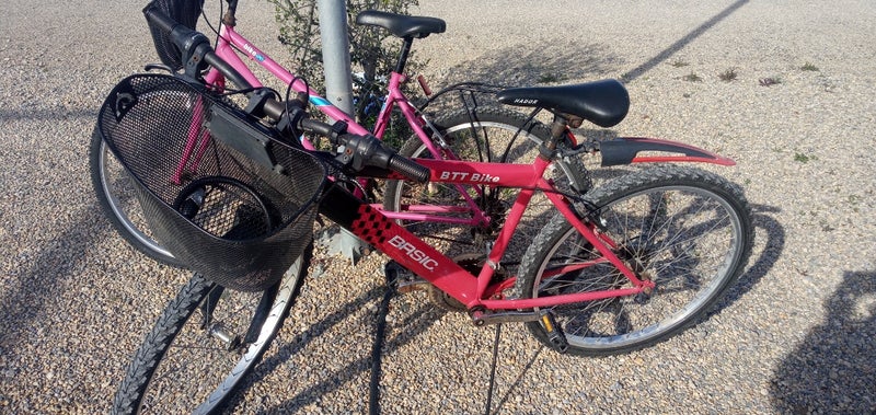 Dos bicicletas de '26 
