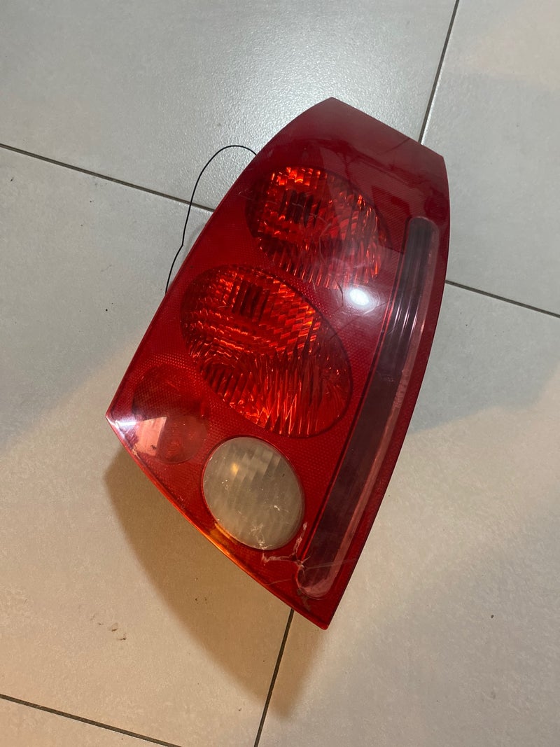Faro trasero audi TT