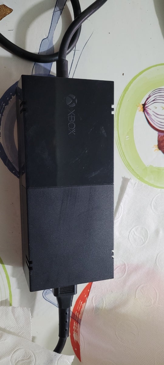 FUENTE ALIMENTACION XBOX ONE