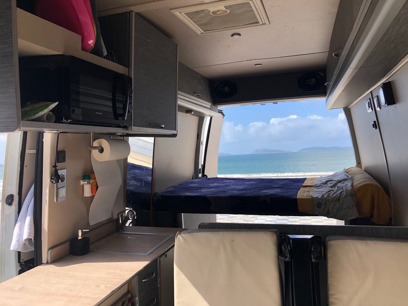 Furgocamper furgoneta camper alquiler