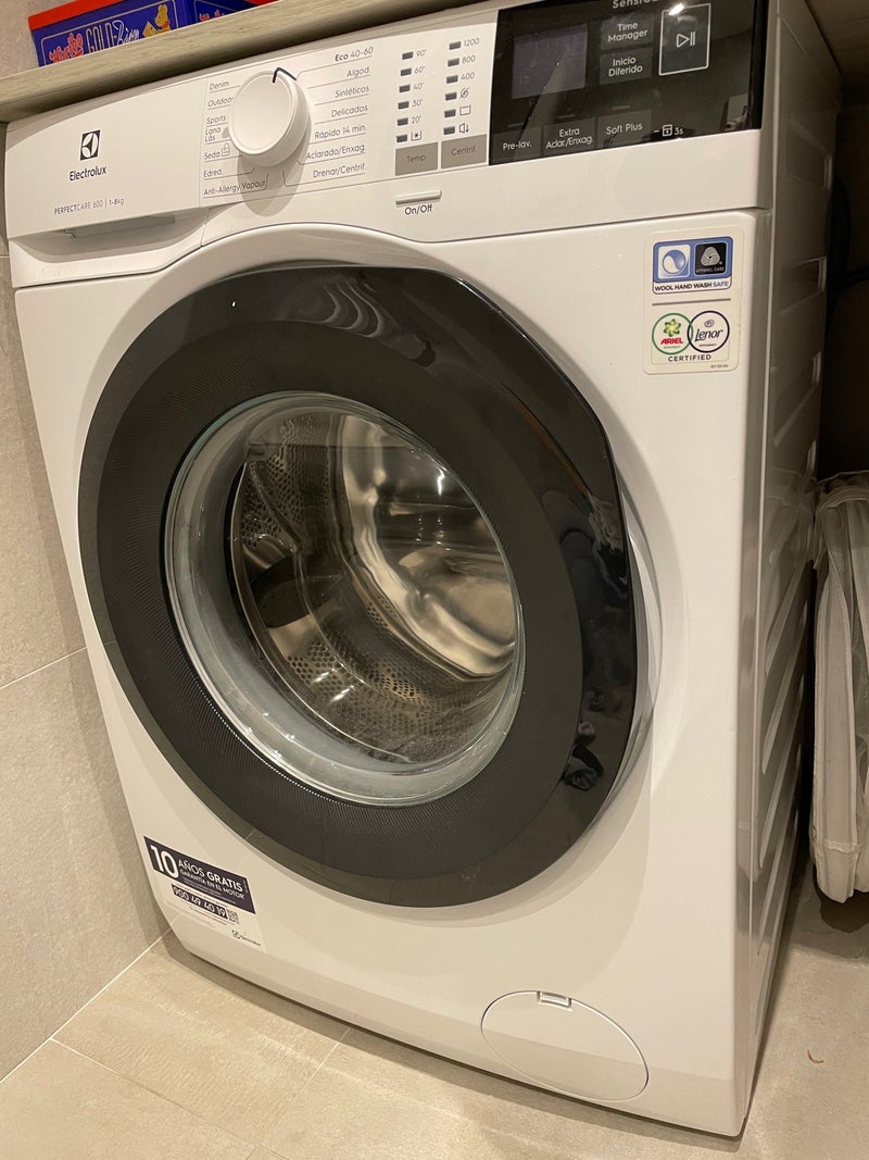 Lavadora electrolux (un año de antigüedad)