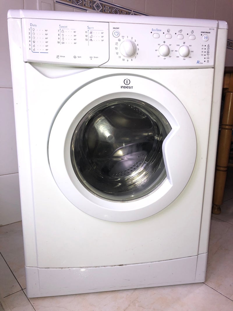 Lavadora Indesit IWC 5105