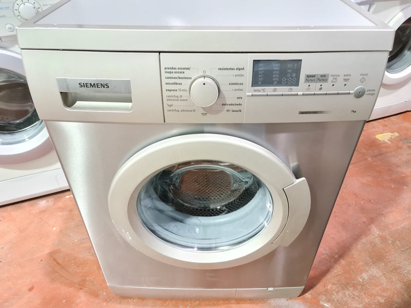 LAVADORA INOX SIEMENS 7 KGS 1200 RPM. A+A. 