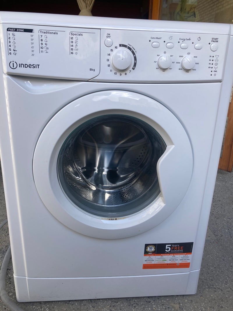 LAVADORA SEMINUEVA INDESIT