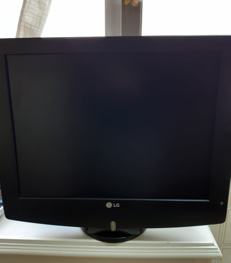LCD TV FUNCIONA!! LG 20 PULGADAS 