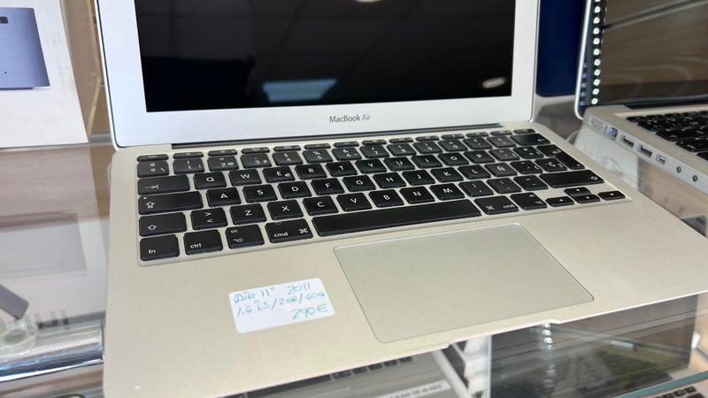 MacBook Air 11
