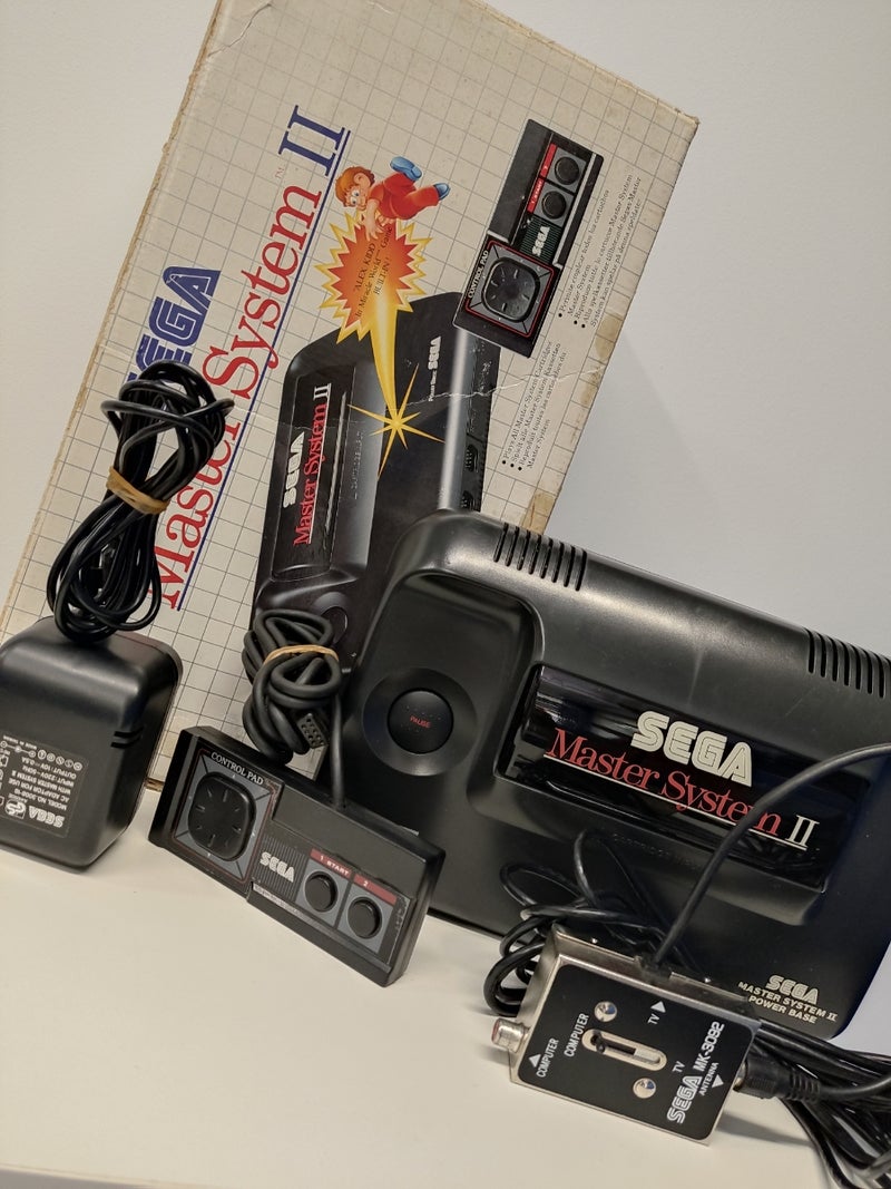 Master System II completa (caja y manual Alex Kid)