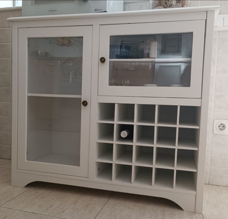 mueble auxiliar de cocina con botellero.