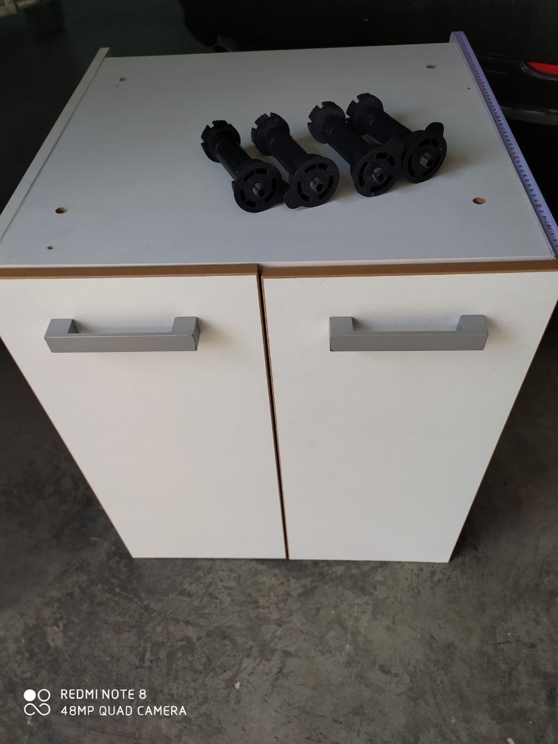 Mueble bajo de cocina blanco