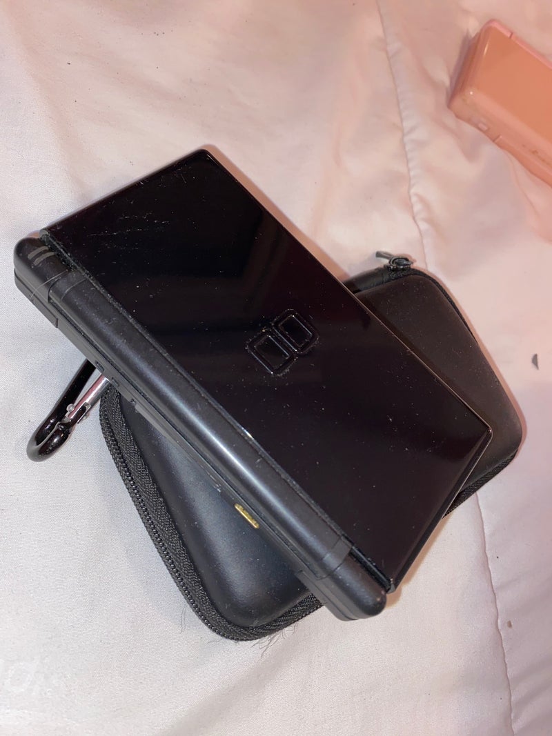Nintendo DS con funda incluida