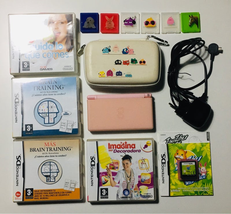Nintendo DS lite + extras!