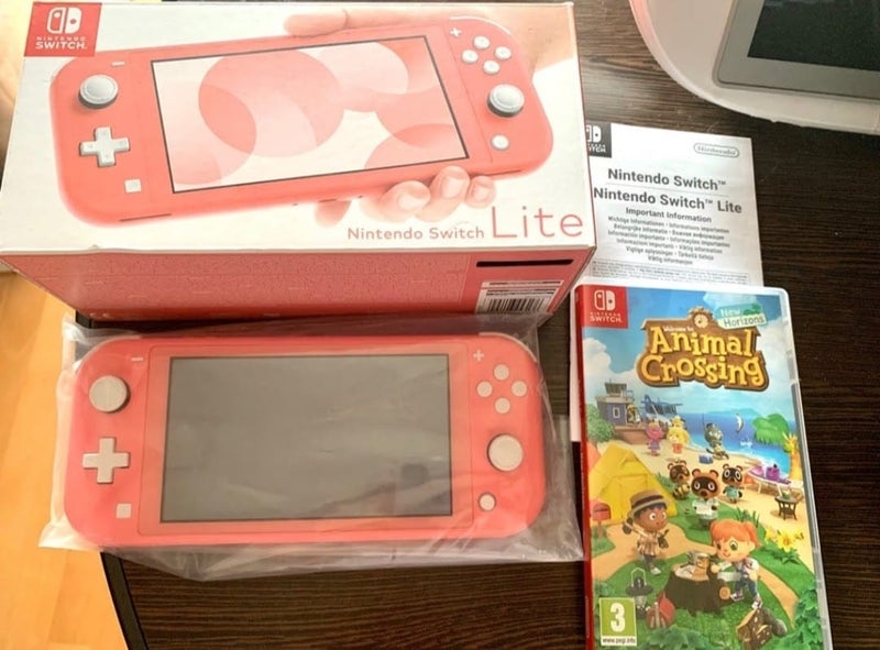Nintendo switch lite + juego 