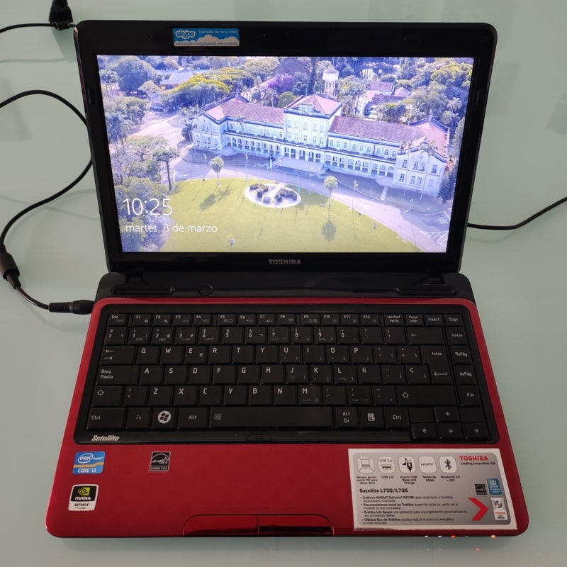 Ordenador portatil I3 toshiba 13