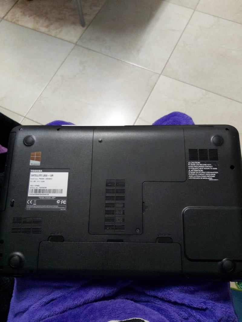 ORDENADOR PORTATIL TOSHIBA