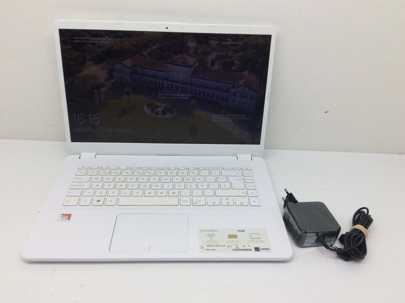 PC Portátil ASUS F505B AMD A9