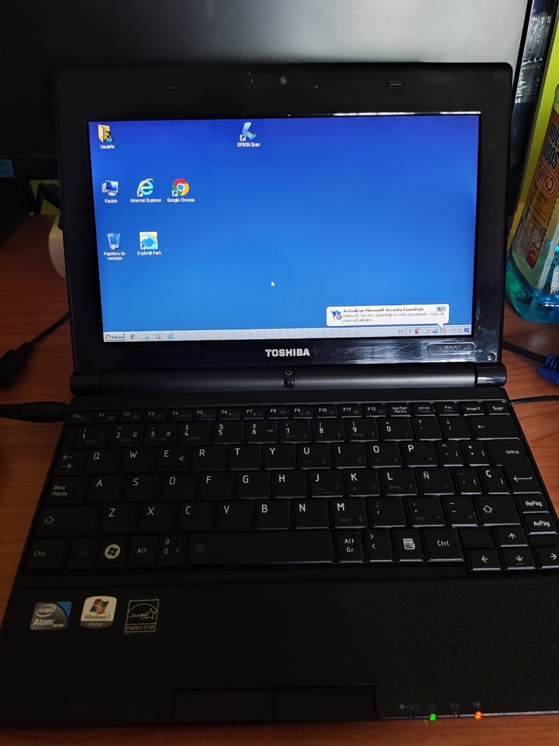 Portatil Toshiba NB500 250GB Negro
