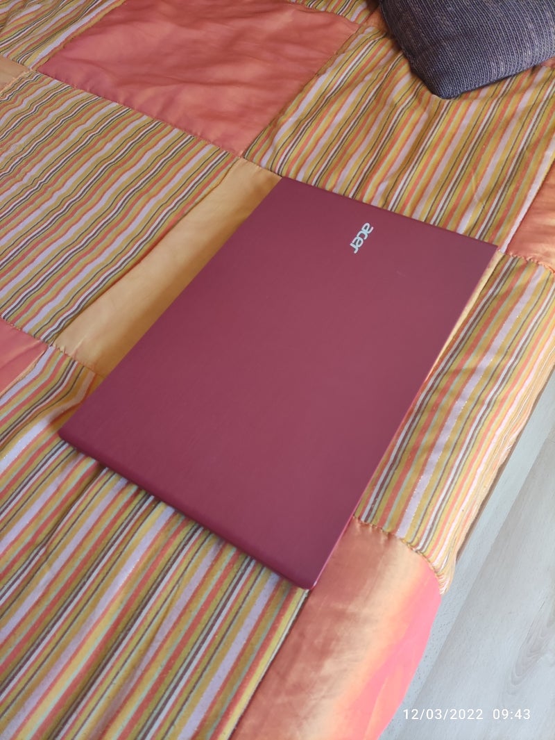 Portátil Acer i7, 16gb ram.
