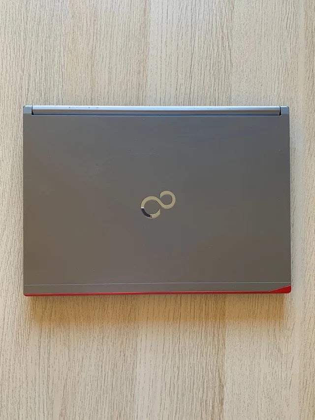 Portátil fujitsu