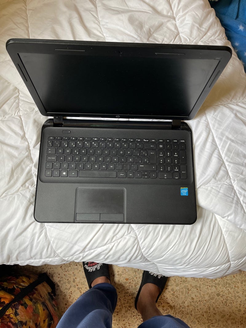 Portátil hp 15.6 pulgadas 