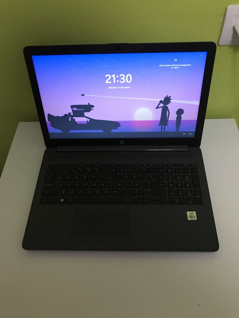 Portátil Hp 250 g7 + Windows 11