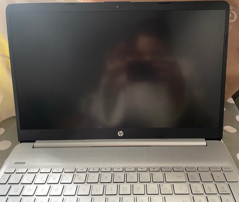 Portátil HP sin casi uso