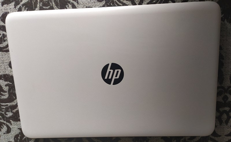 Portátil HP TPN-C126 8GB 500GB