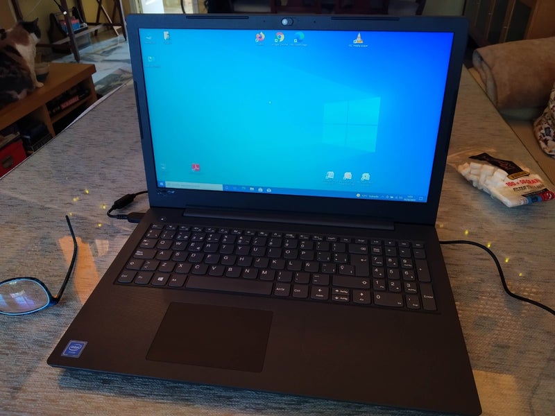 Portátil Lenovo 17