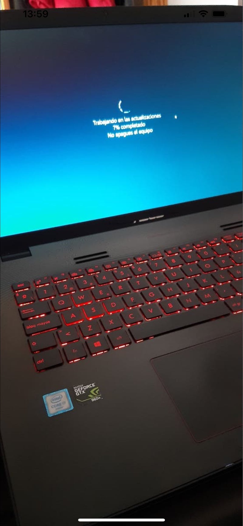 Portátil marca Asus Intel core I7