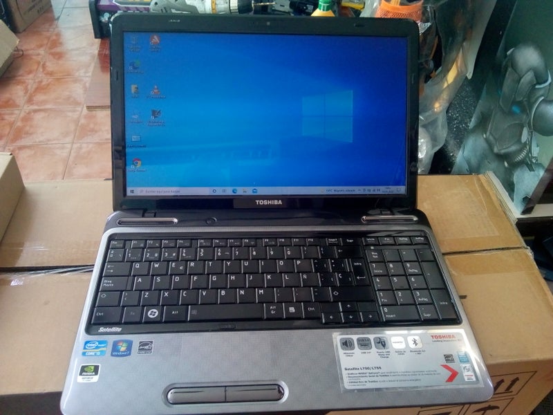 Portátil Toshiba i5, 120Gb SSD, 8Gb RAM 15,6