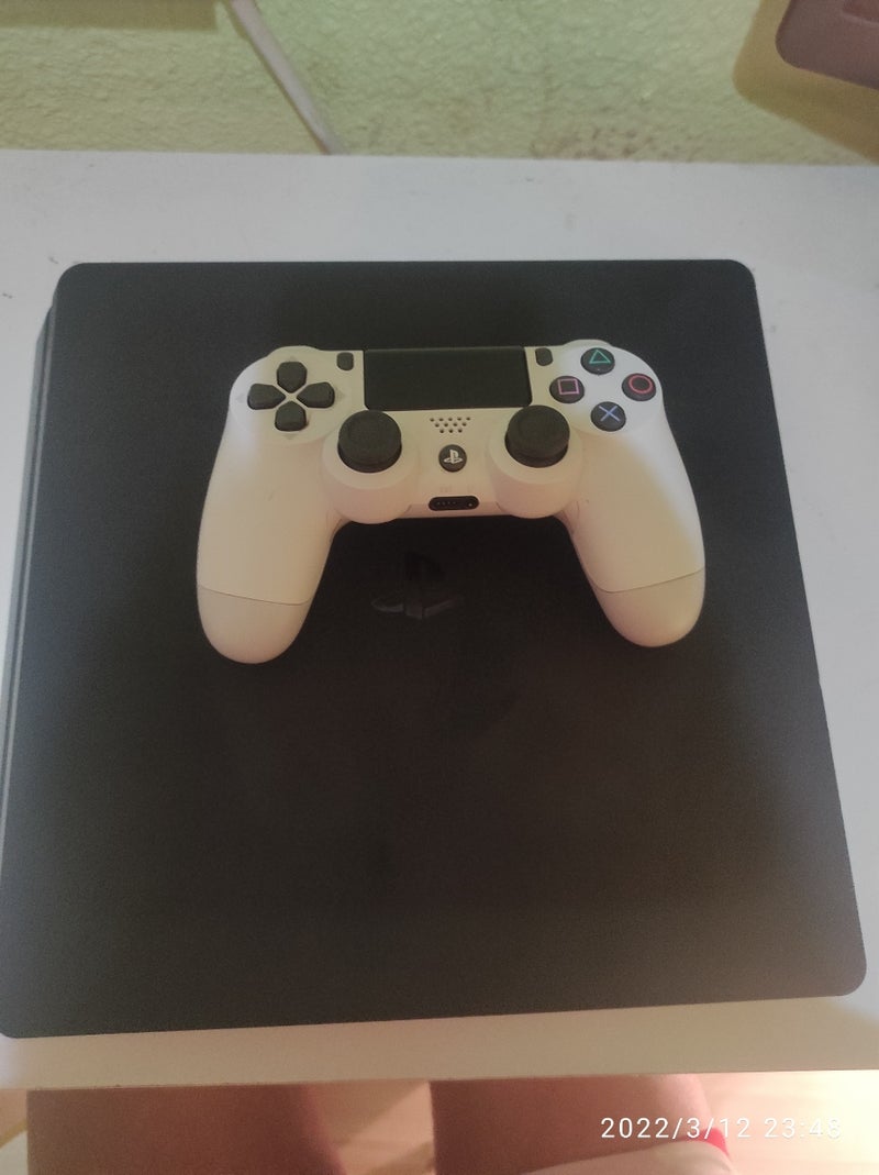 PS4 SLIM 500gb con mando 