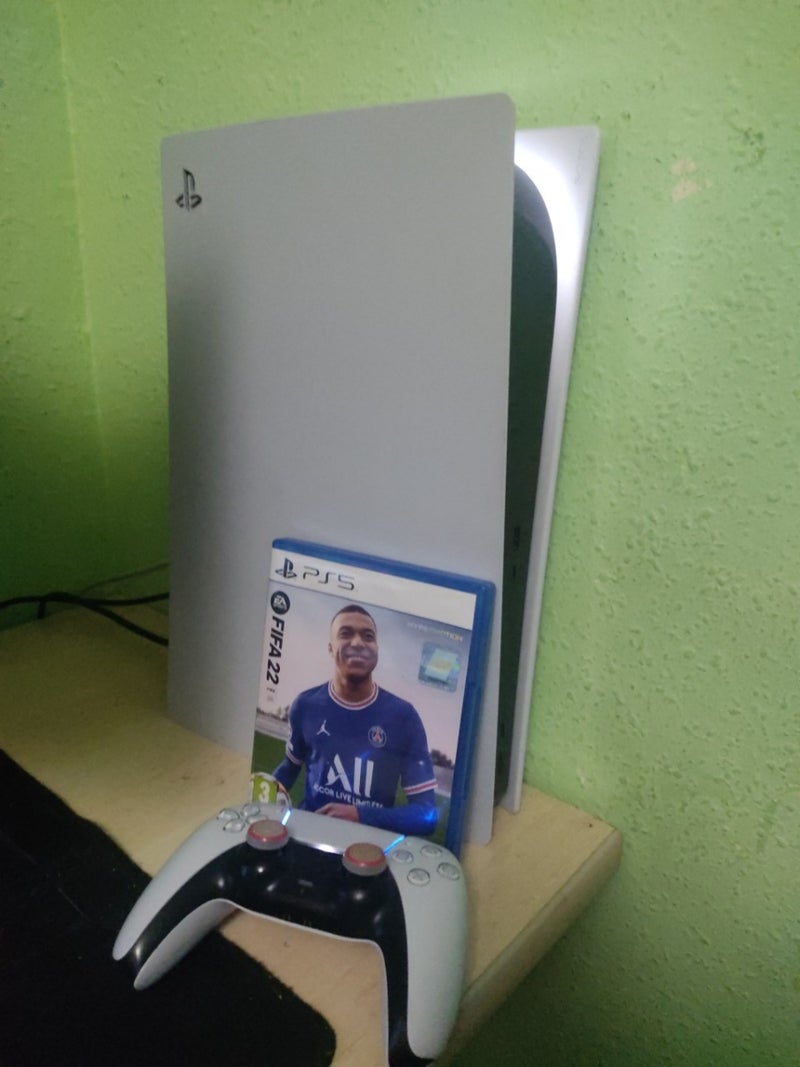 Ps5 con lector + fifa 22