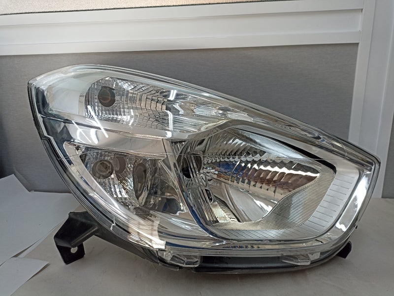 Óptica Derecha Dacia Dokker